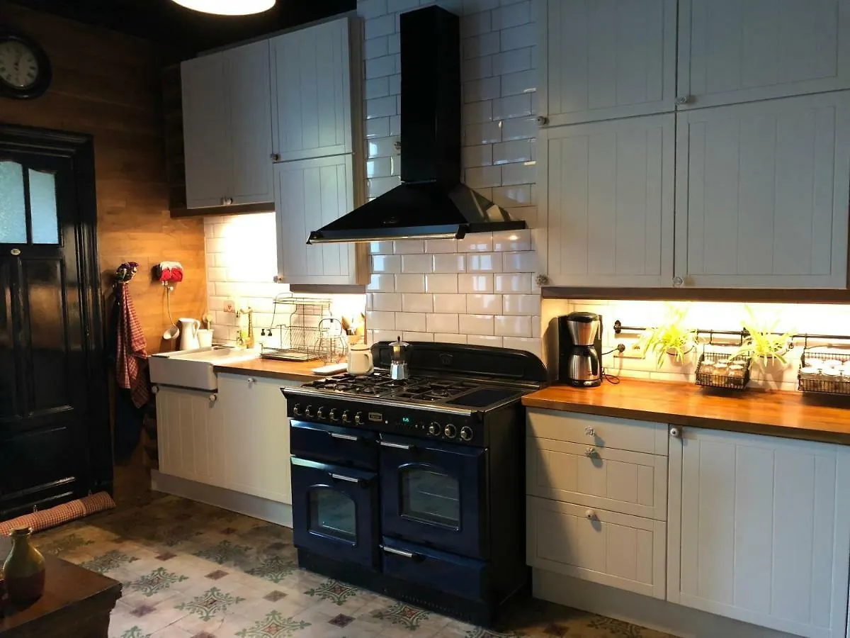 Appartement Style Dans Maison Bourgeoise Brussels 0*,  Belgium